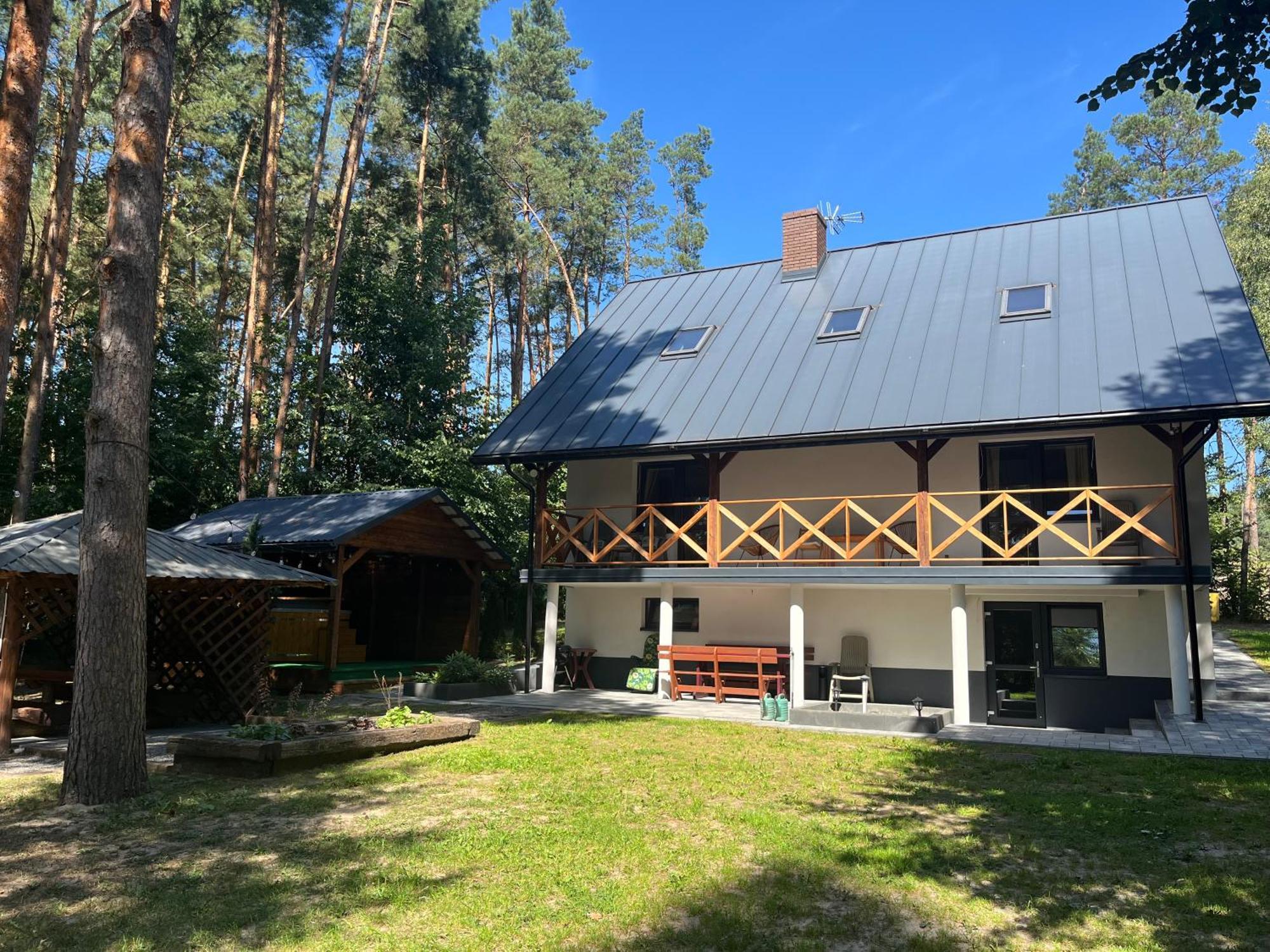 Las I Staw Roztocze Wolka Losiniecka Bagian luar foto